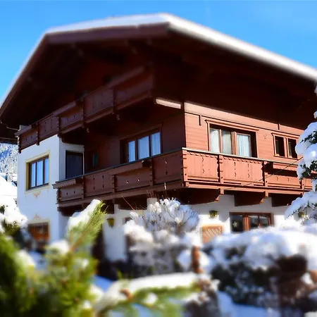 Haus Tirolerland Vendégház 3*