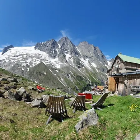 Haus Tirolerland Guest house